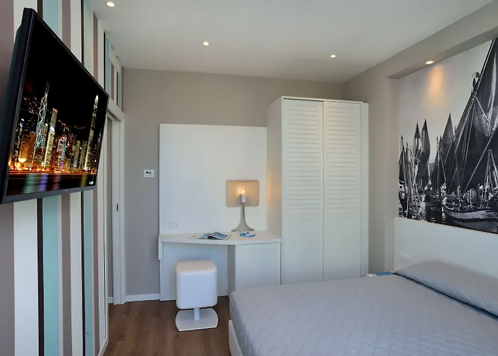 Embassy & 3* Cattolica