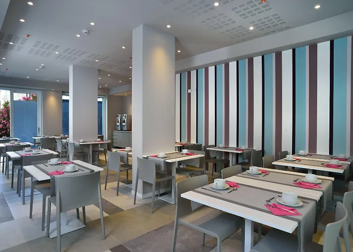 Embassy & Hotell Cattolica