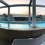 Ξενοδοχείο Embassy & 3*
