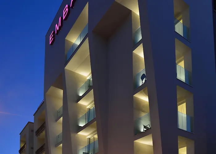 Embassy & 3* Cattolica